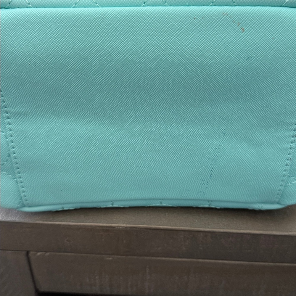 Disney Loungefly Seafoam Green Quilted Bag - Picture 3 of 6